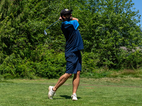 golfer on green